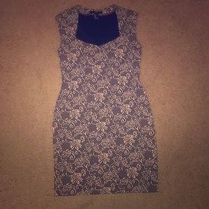 Forever 21 form fitting dress size small